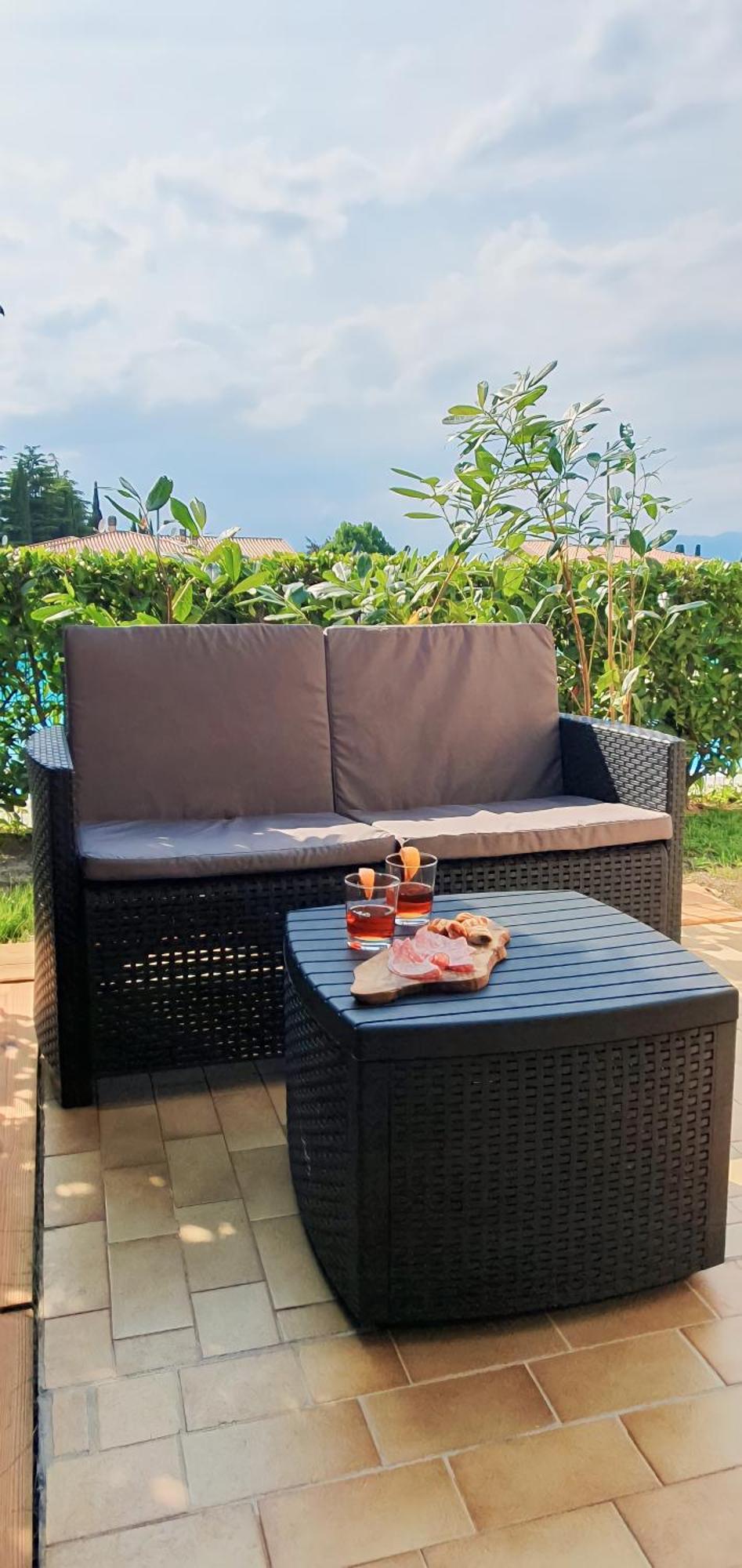 Incanto Apartment Lazise - Pools E Garden Экстерьер фото
