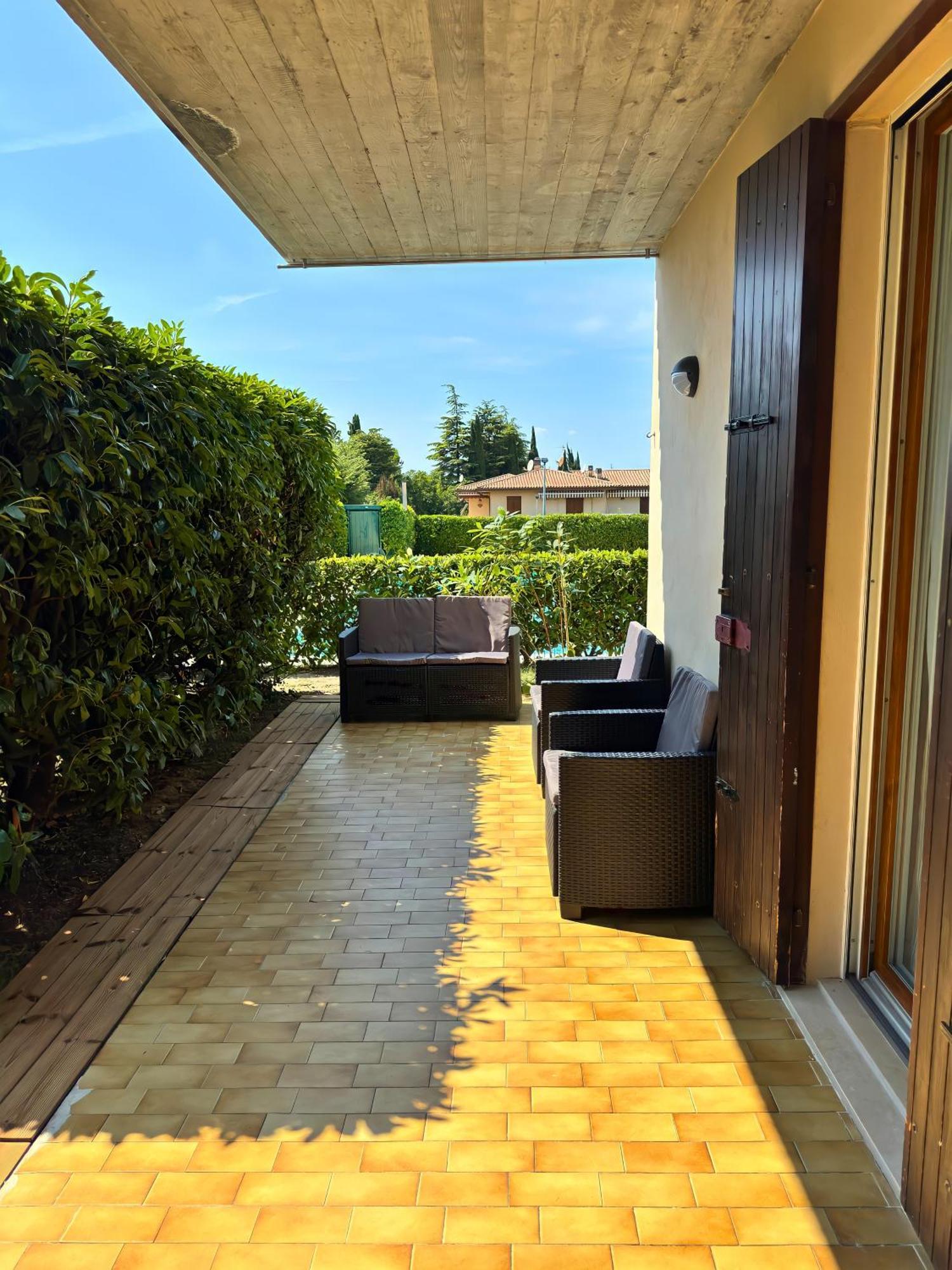 Incanto Apartment Lazise - Pools E Garden Экстерьер фото